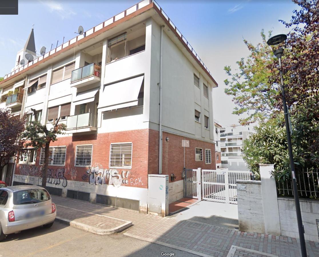 Casa Priscilla Apartment Pescara Ngoại thất bức ảnh